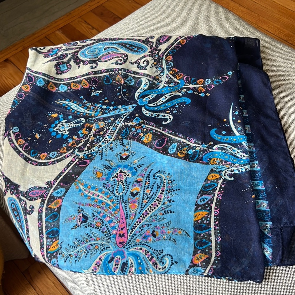 Spring/ summer scarf